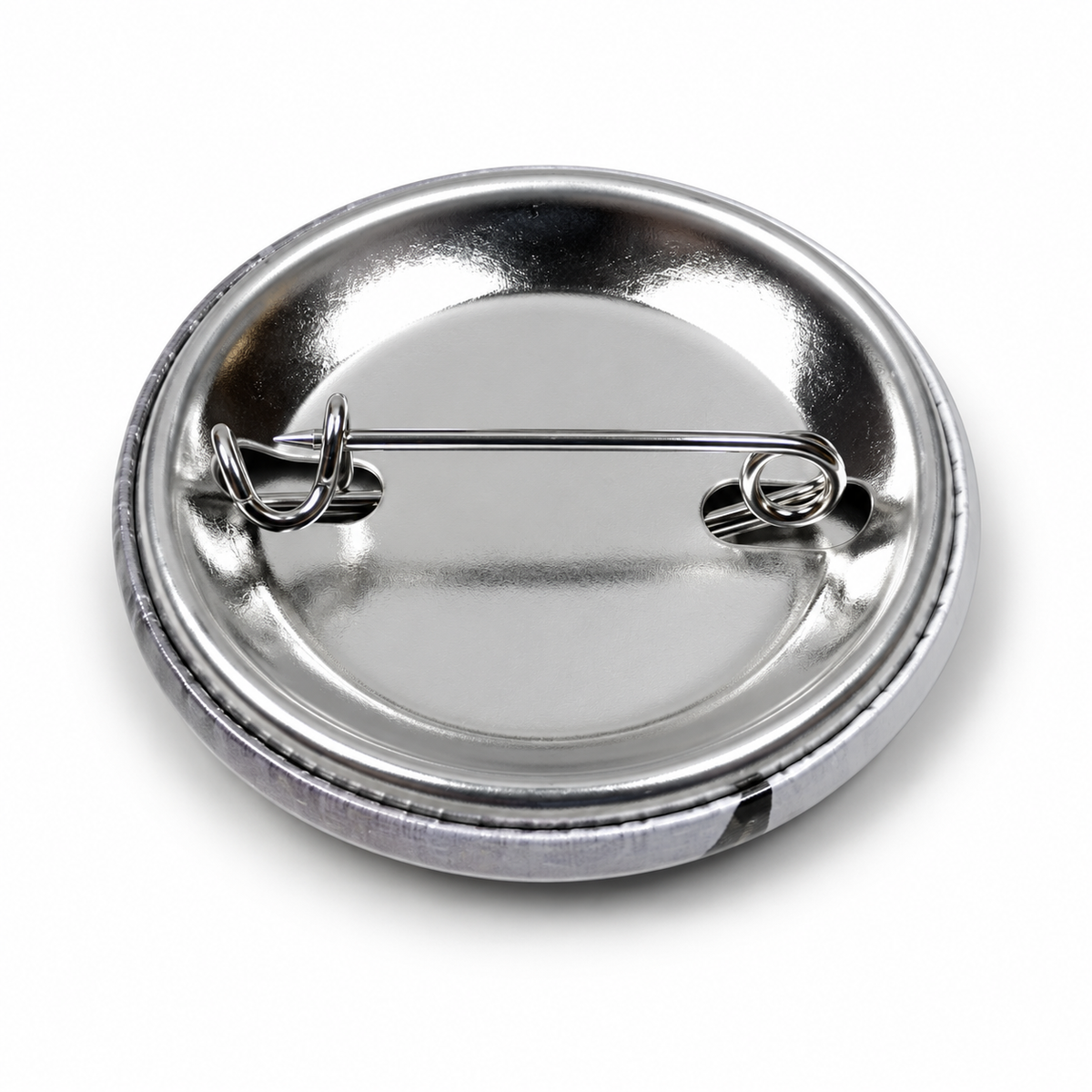 31-mm-Button – Rückseite mit Nadel, Produktvisualisierung